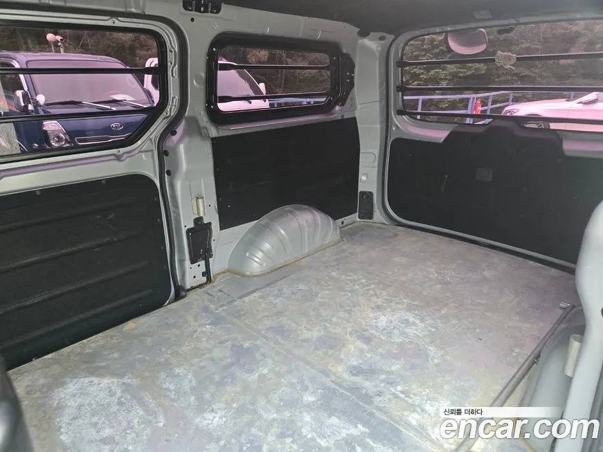 Hyundai Starex 2021 из KR, фото 2