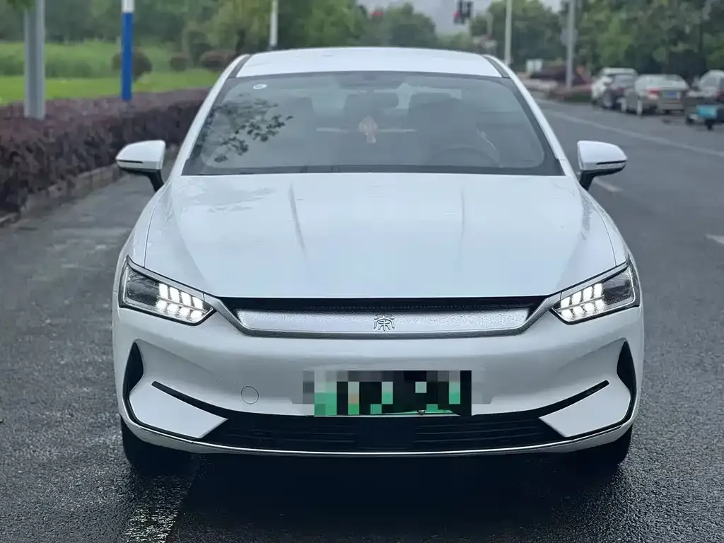 BYD Qin PLUS — фото 4
