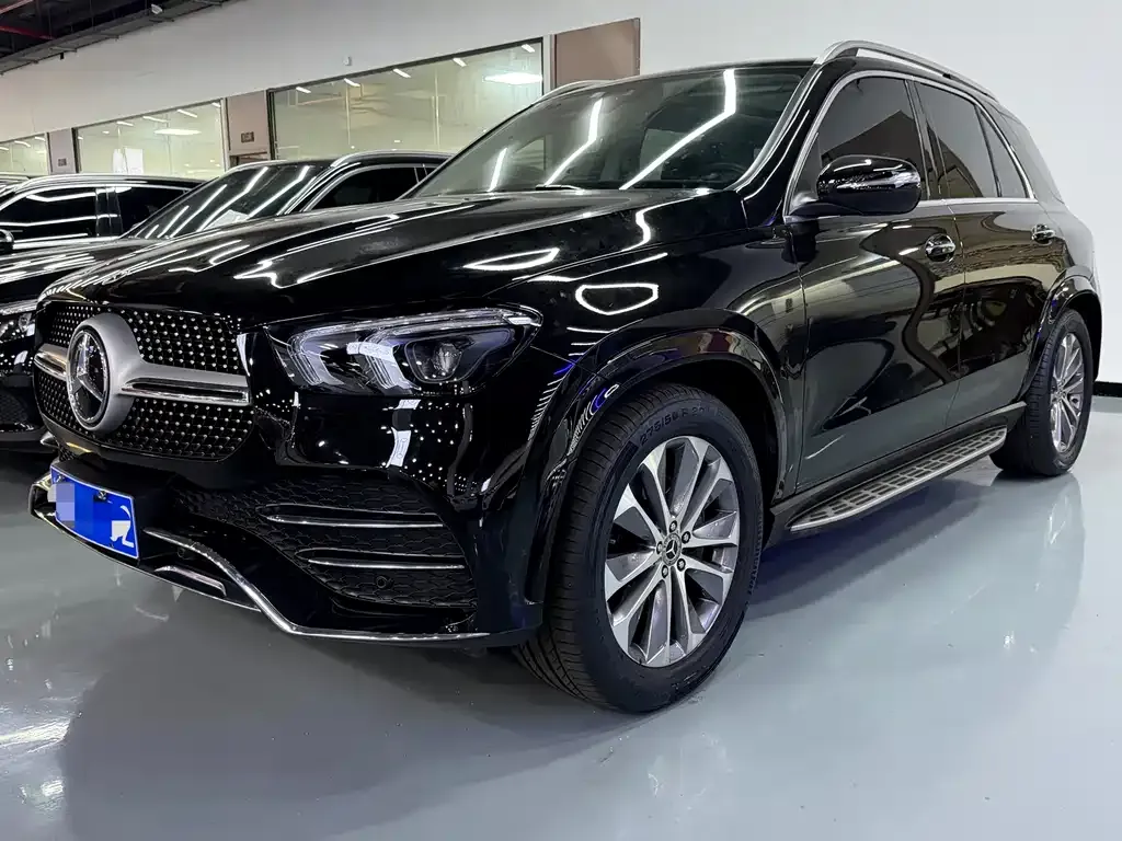 Mercedes-Benz GLE — фото 1