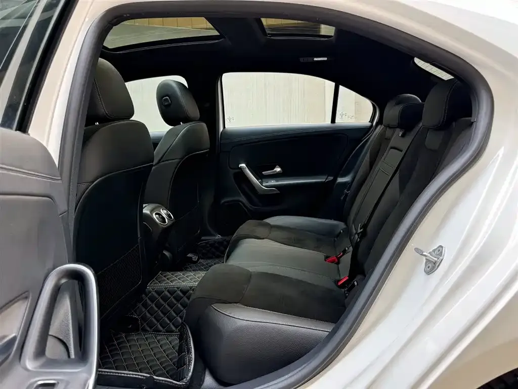 Mercedes-Benz A-Class 2021 из CN, фото 9