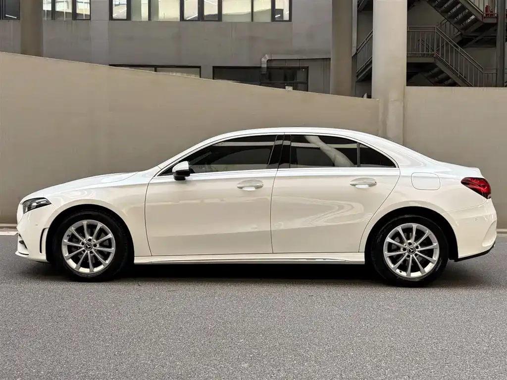 Mercedes-Benz A-Class 2021 из CN, фото 4