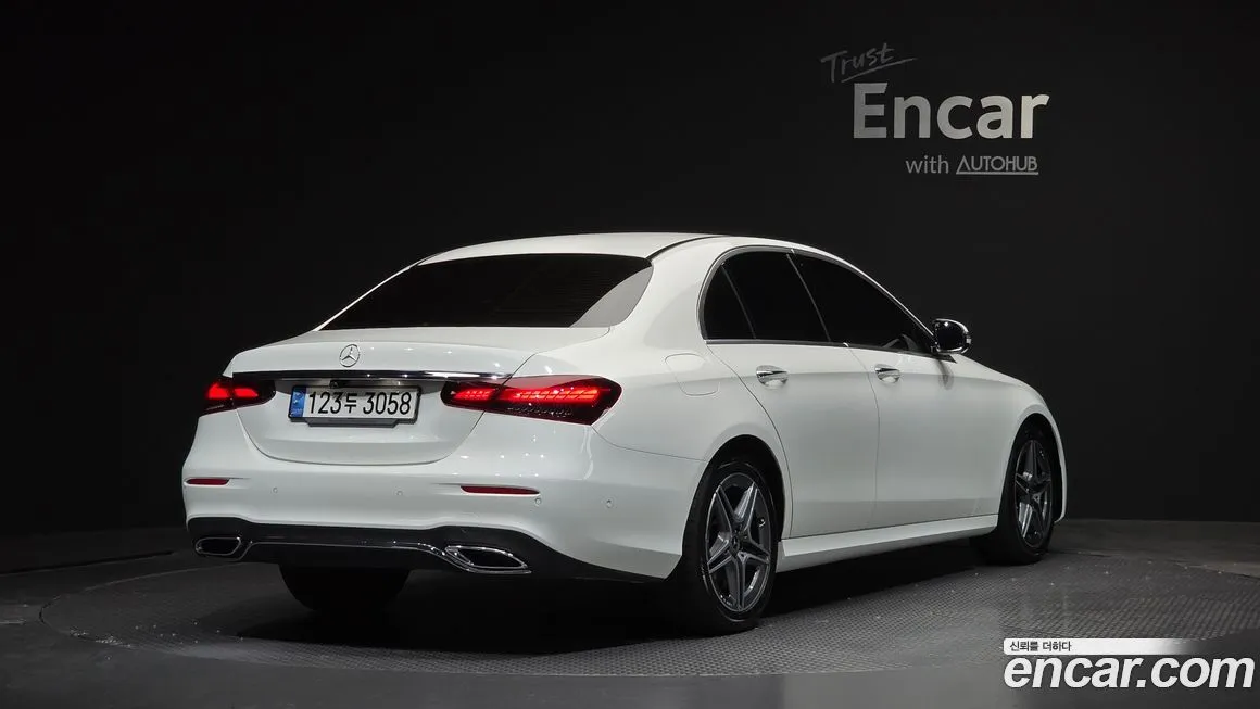 Mercedes-Benz E-Class 2023 из KR, фото 2