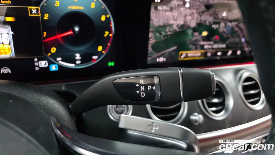 Mercedes-Benz E-Class 2023 из KR, фото 8