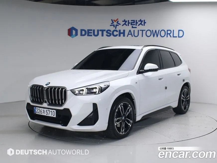 BMW X1 — фото 1
