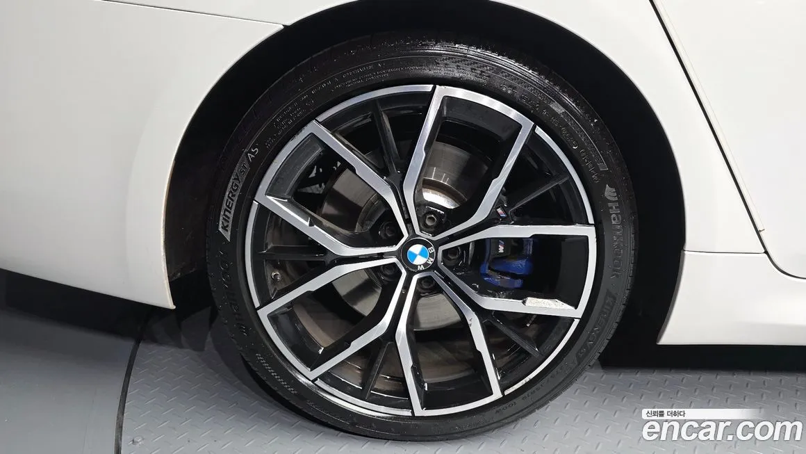 BMW 5-Series 2023 из KR, фото 7