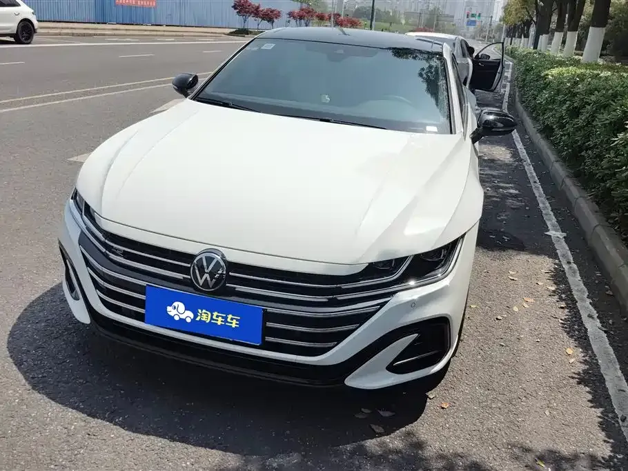 Volkswagen CC 2024 из CN, фото 1