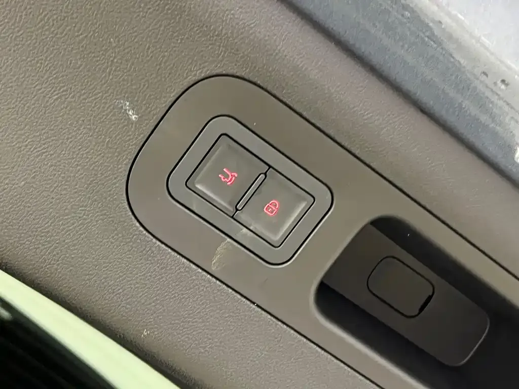 BYD Hiace 07 DM-i — фото 4
