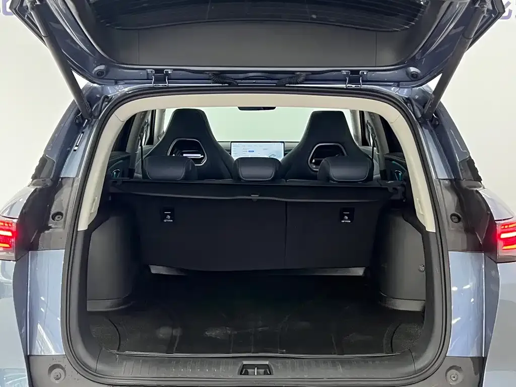 BYD Hiace 07 DM-i — фото 7