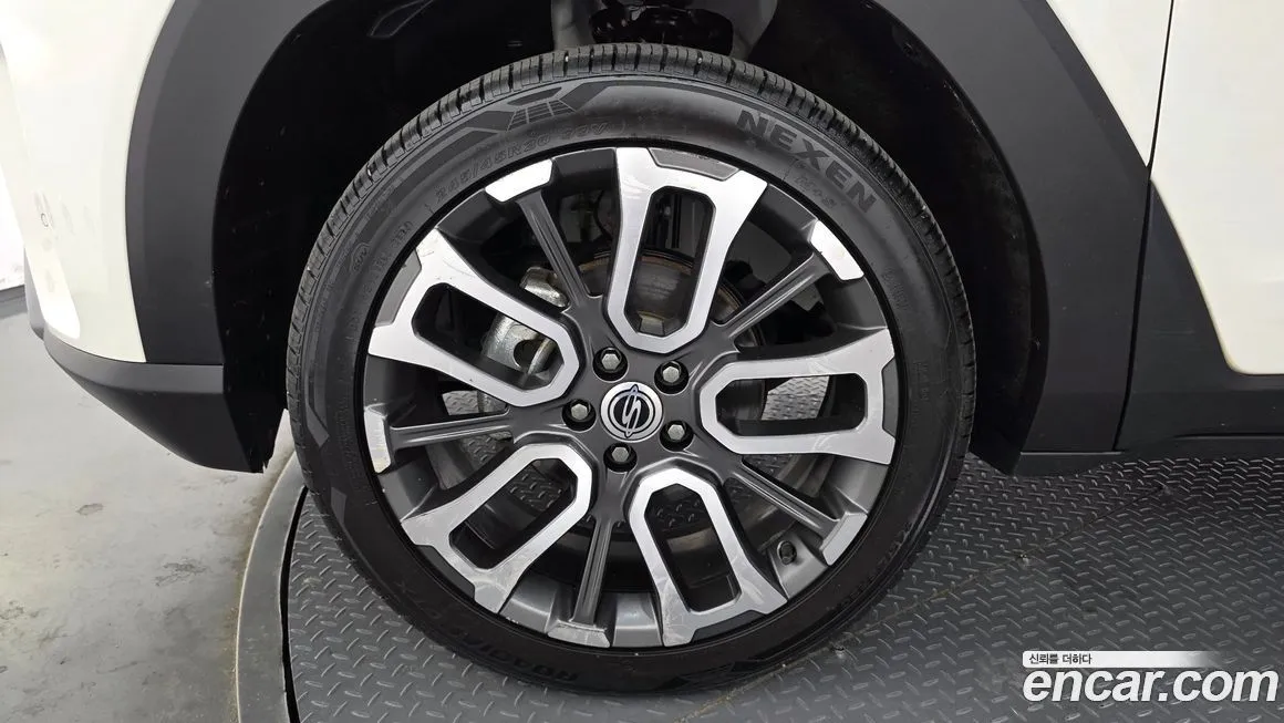 KG Mobility (Ssangyong) Torres 2023 из KR, фото 6