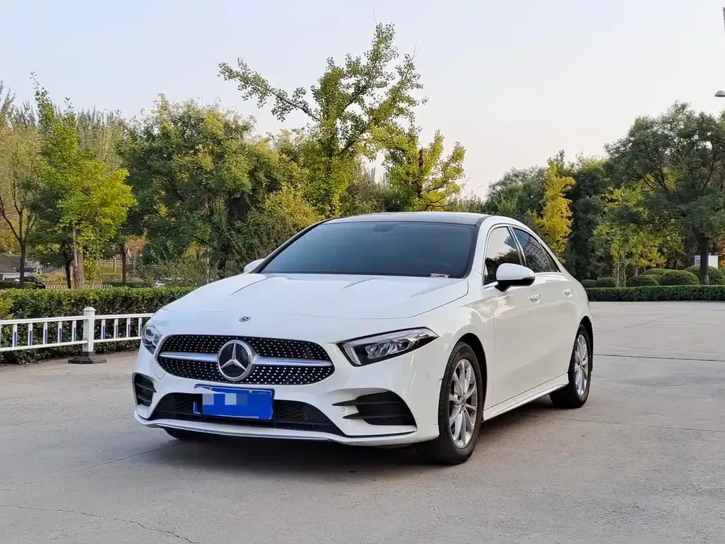 Mercedes-Benz A-Class — фото 1