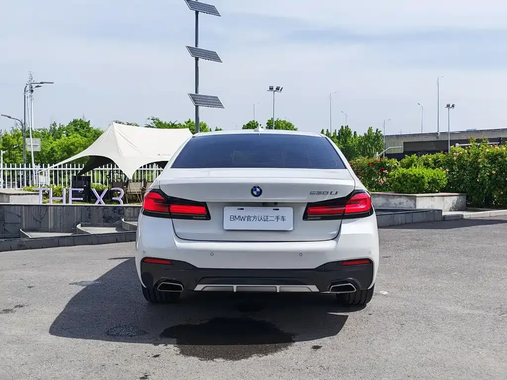 BMW 5 Series — фото 2