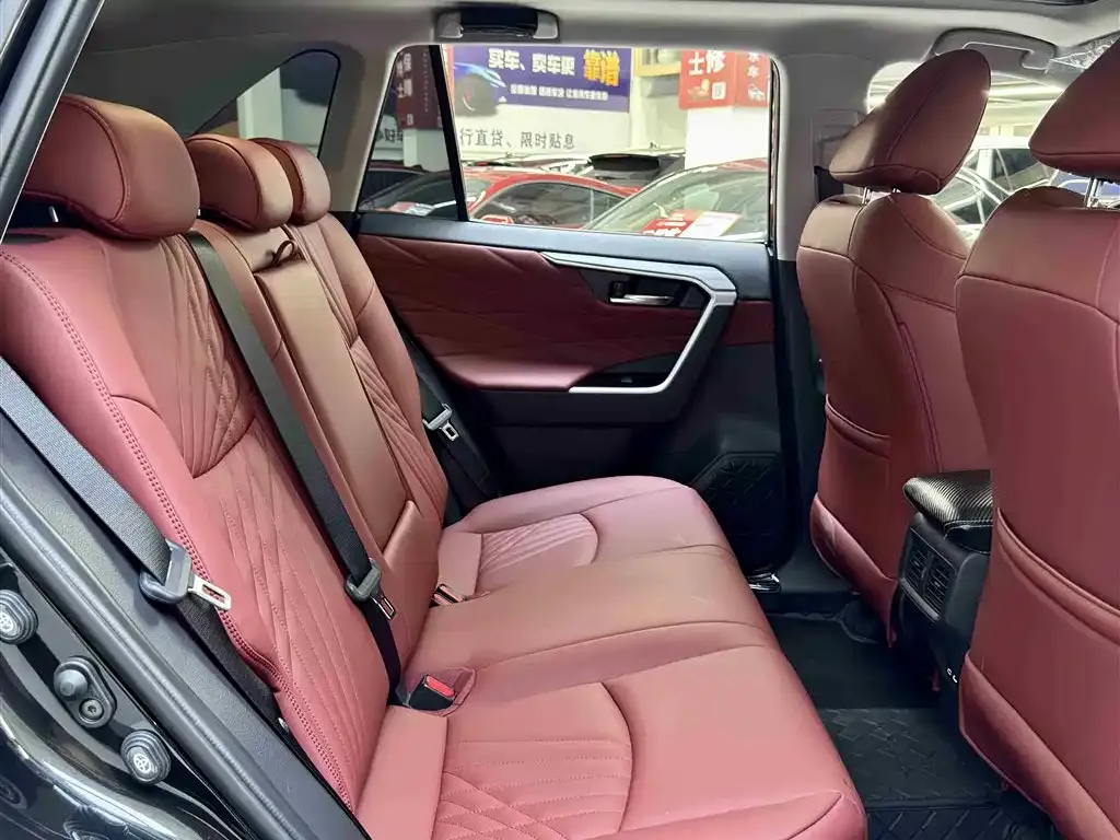 Toyota RAV4 2025 из CN, фото 10