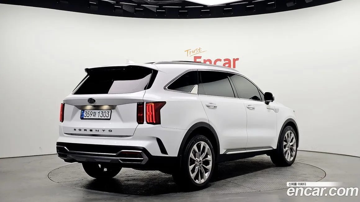 Kia Sorento — фото 4