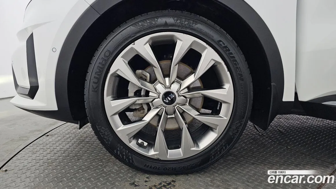 Kia Sorento — фото 8