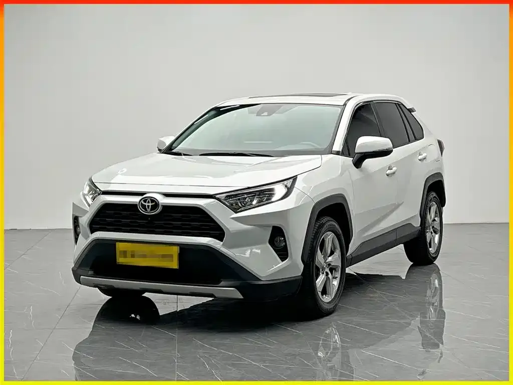 Toyota RAV4 2022 из CN, фото 1