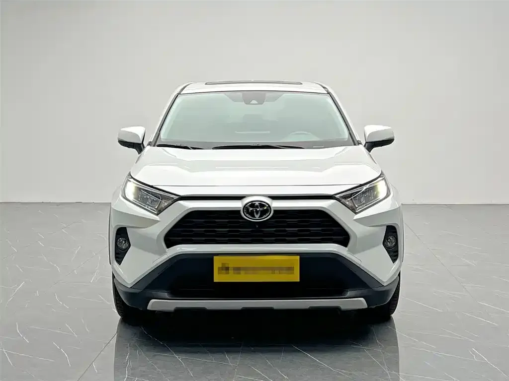 Toyota RAV4 2022 из CN, фото 2