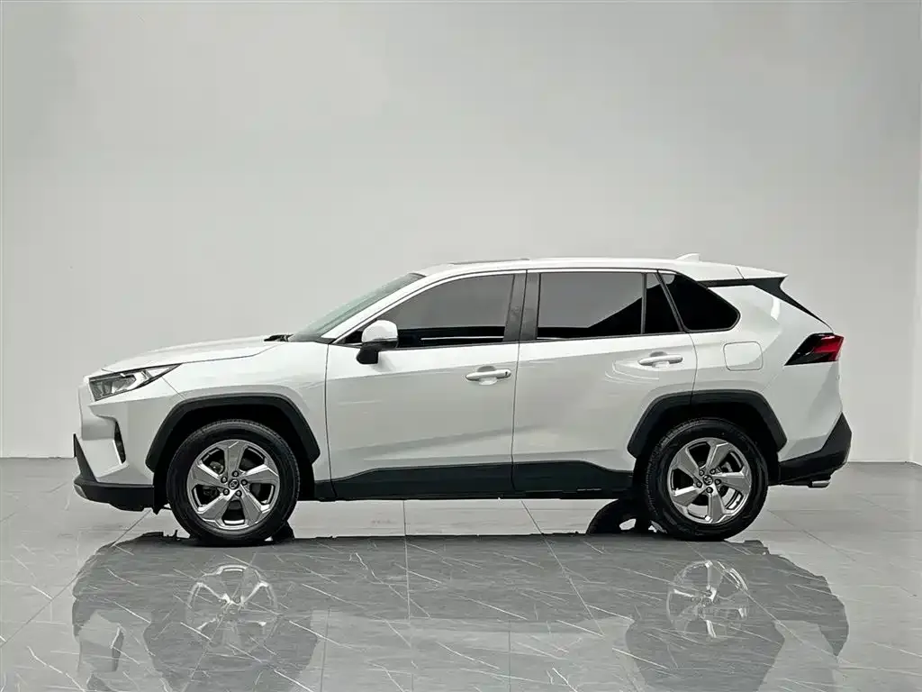 Toyota RAV4 2022 из CN, фото 8