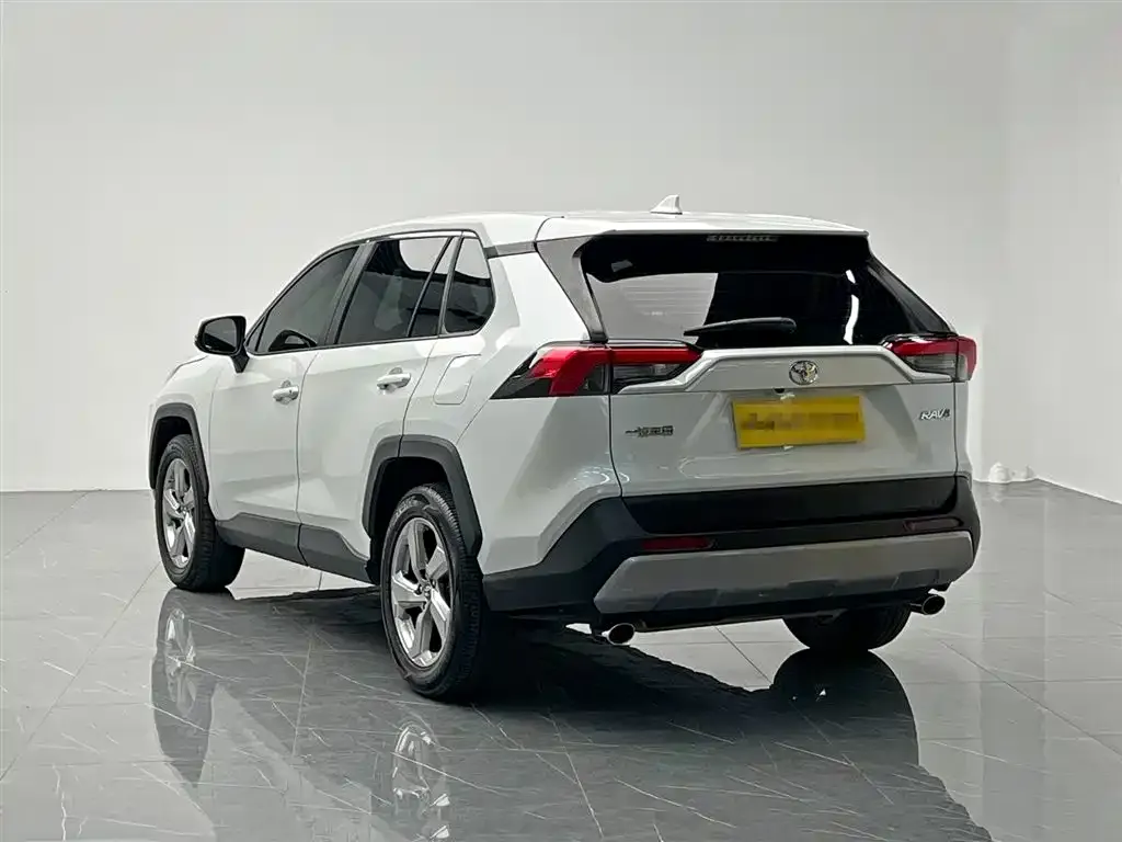 Toyota RAV4 2022 из CN, фото 10