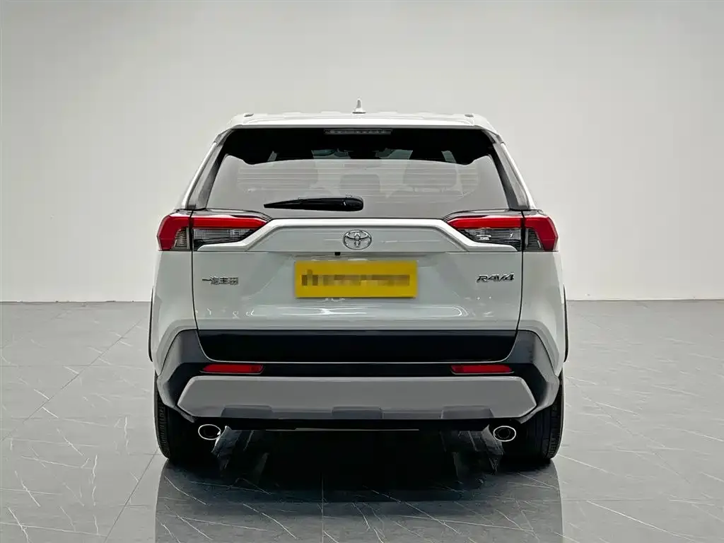Toyota RAV4 2022 из CN, фото 3