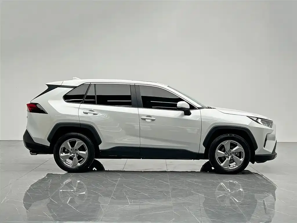 Toyota RAV4 2022 из CN, фото 7
