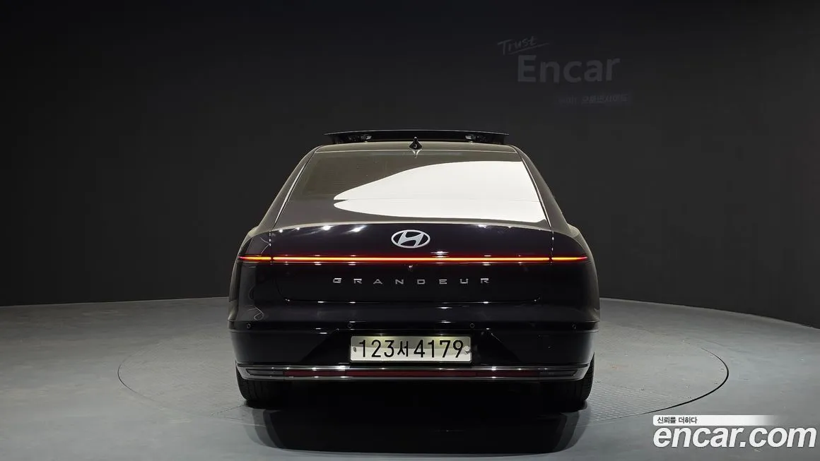 Hyundai Grandeur 2023 из KR, фото 3