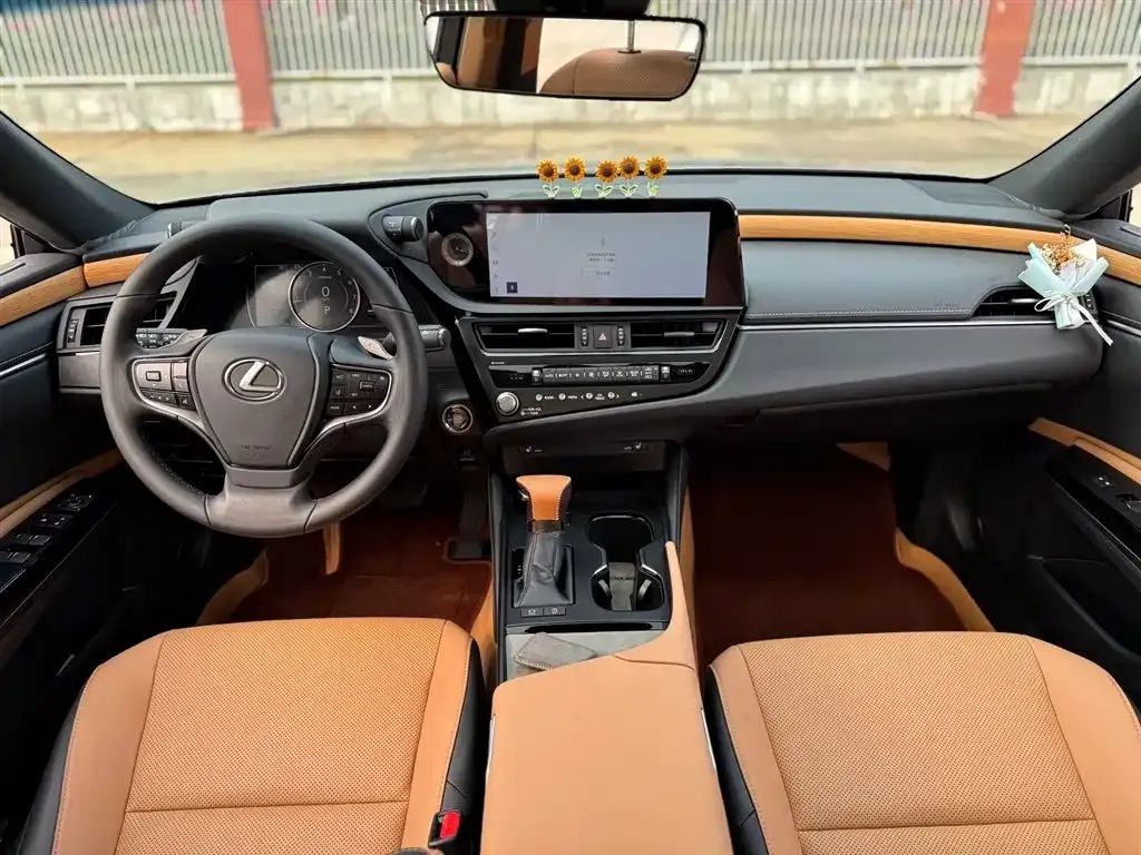 Lexus ES 2024 из CN, фото 3