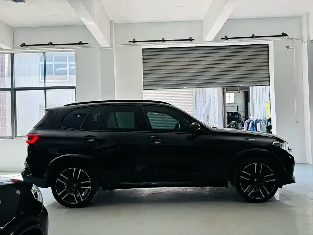 BMW X5 M 2022 из CN, фото 9