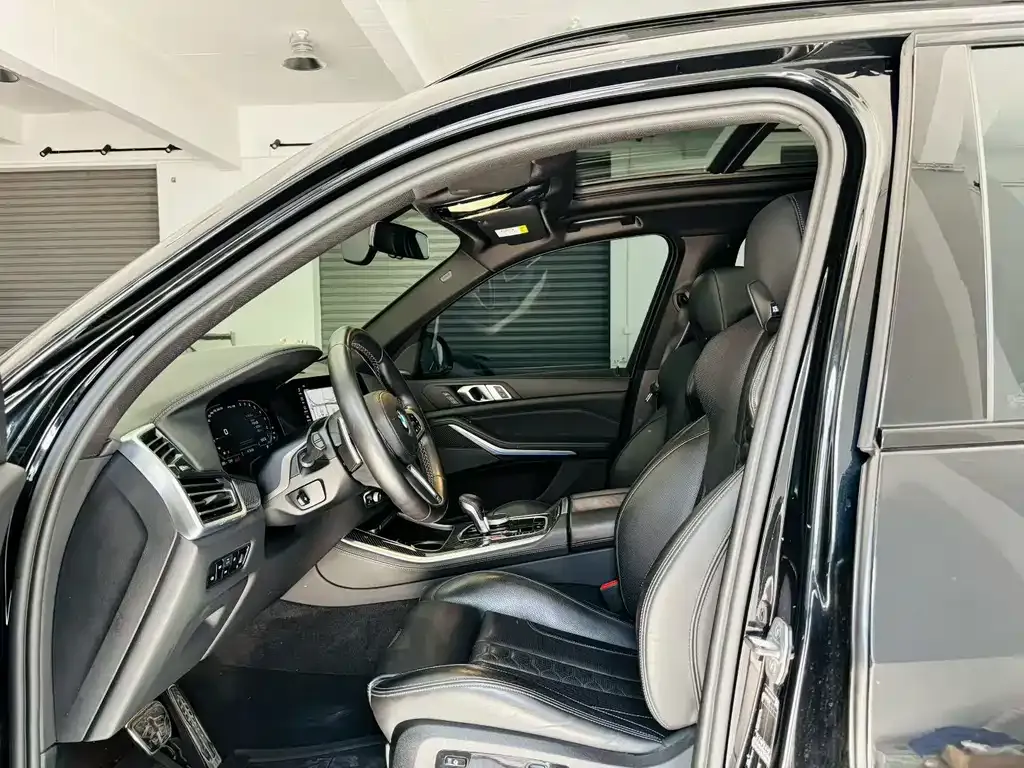 BMW X5 M 2022 из CN, фото 7