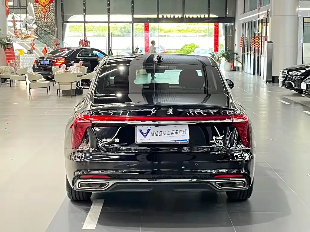 Hongqi H5 — фото 10