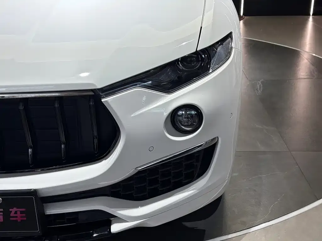 Maserati Levante 2022 из CN, фото 8