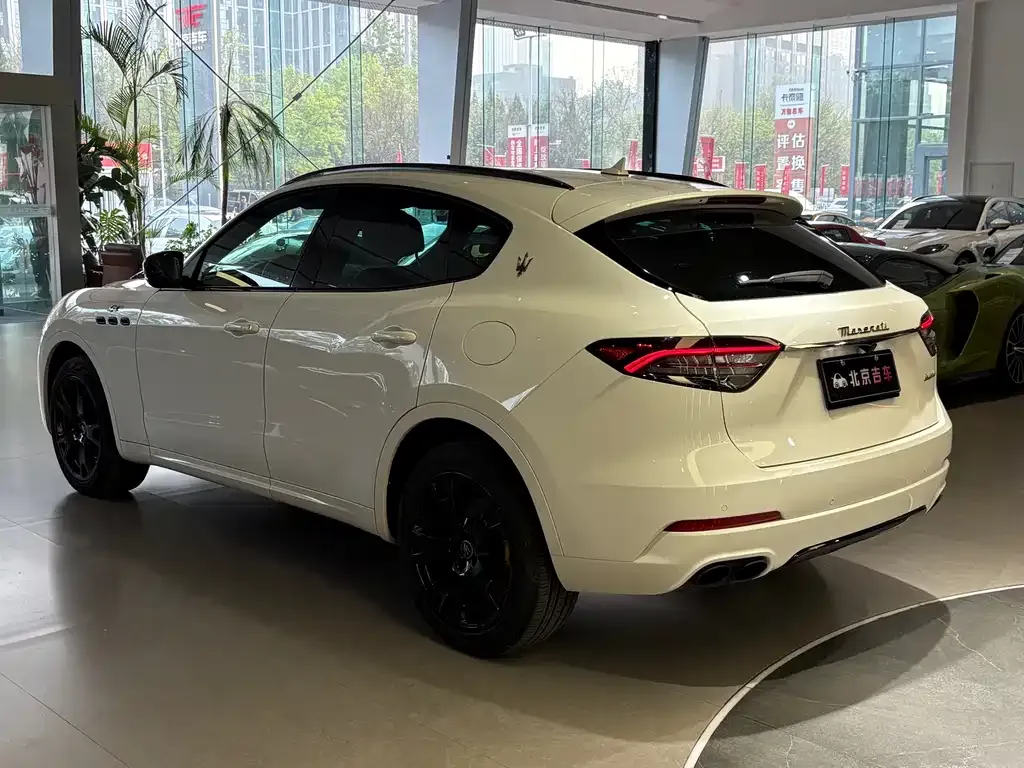 Maserati Levante 2022 из CN, фото 10