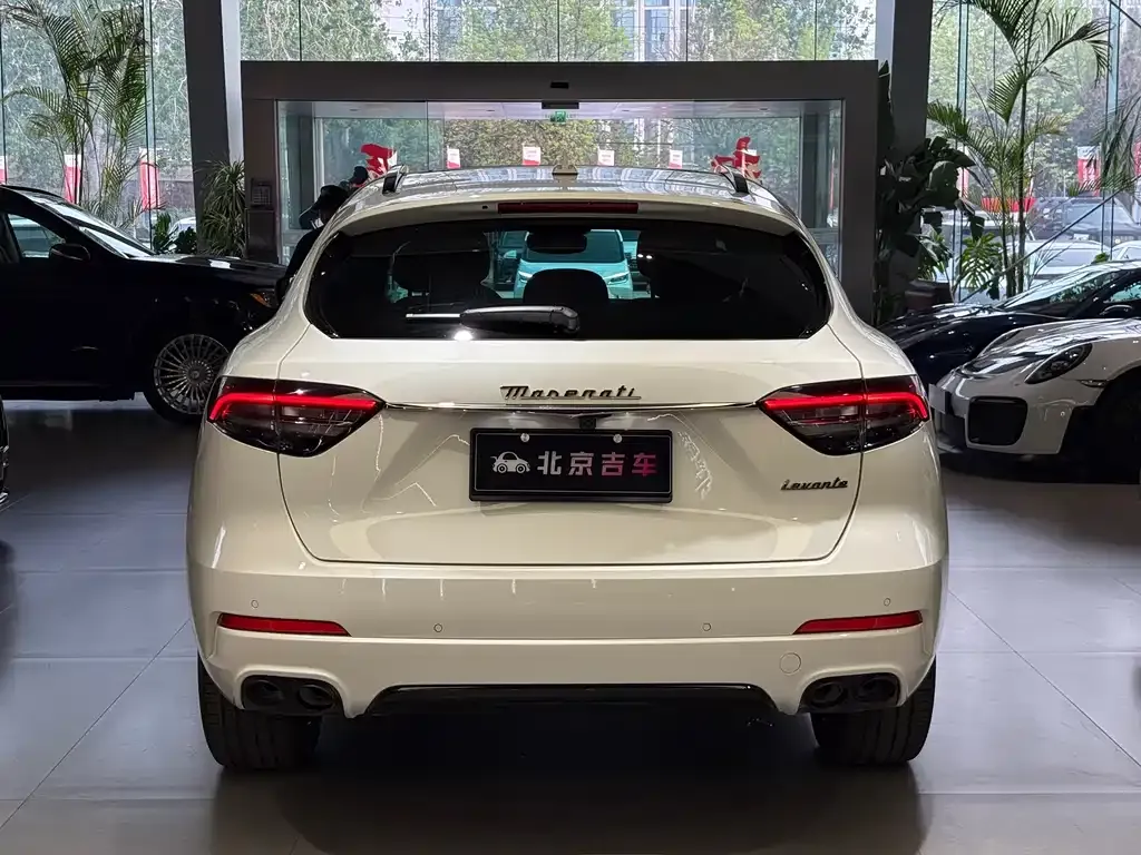 Maserati Levante 2022 из CN, фото 7