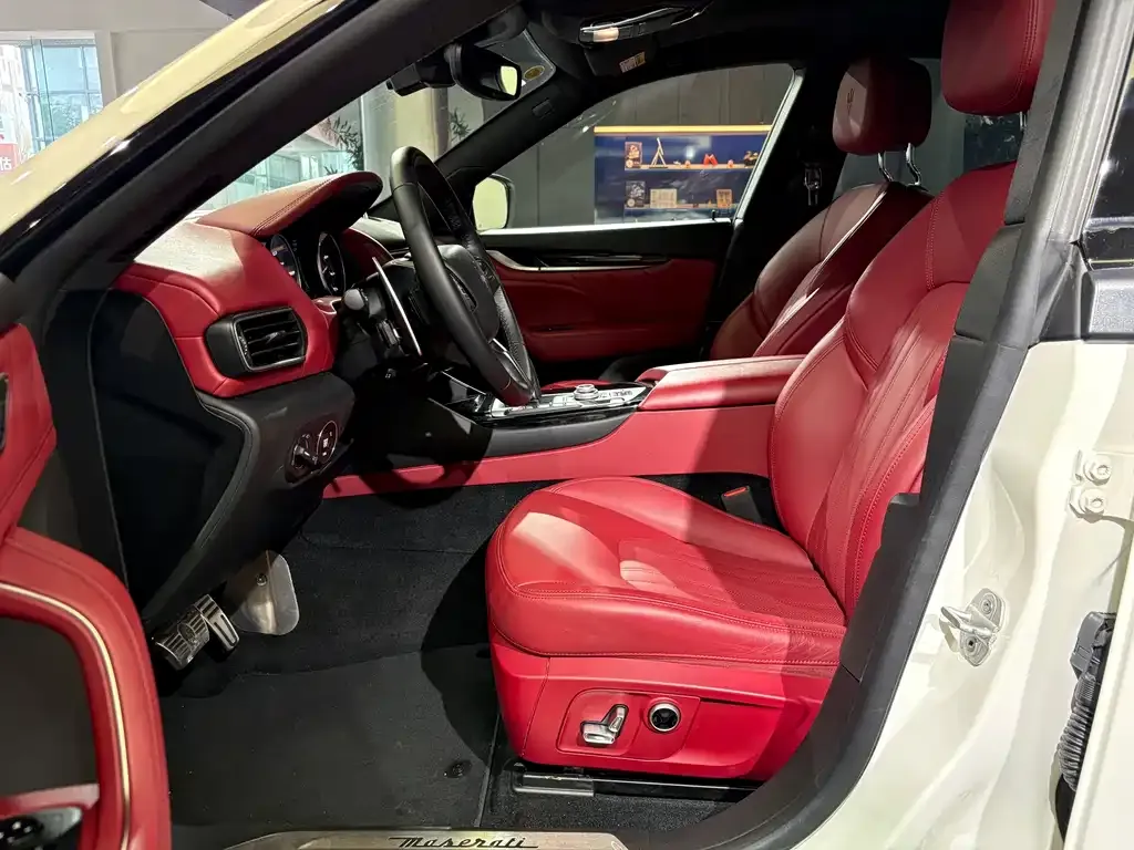 Maserati Levante 2022 из CN, фото 3