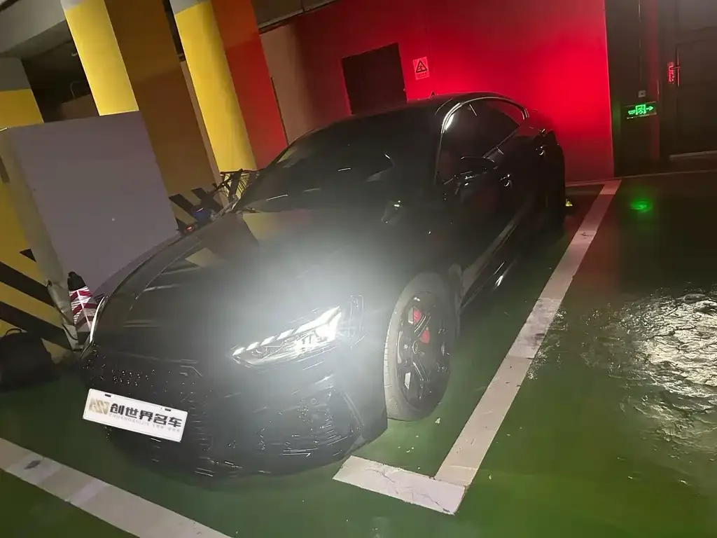 Audi RS 5