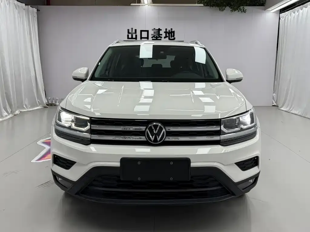 Volkswagen Tharu — фото 2