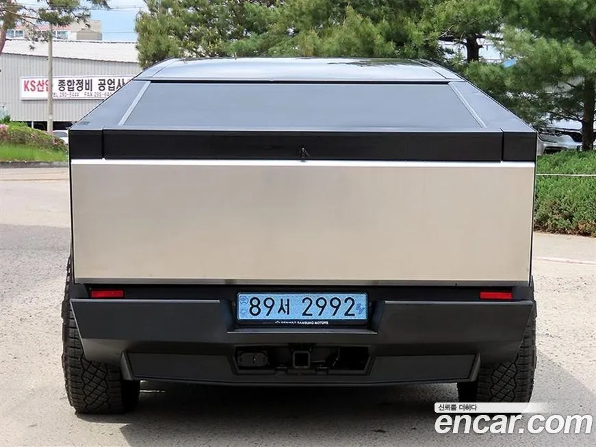 Tesla Cybertruck 2025 из KR, фото 4