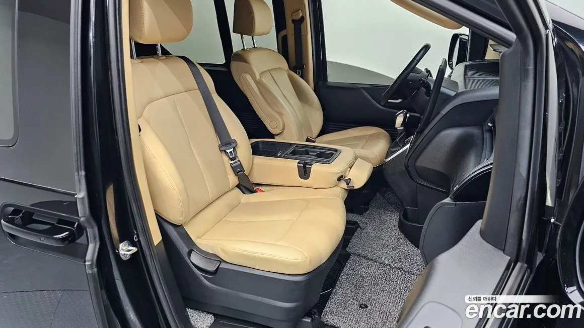 Hyundai Staria 2022 из KR, фото 6