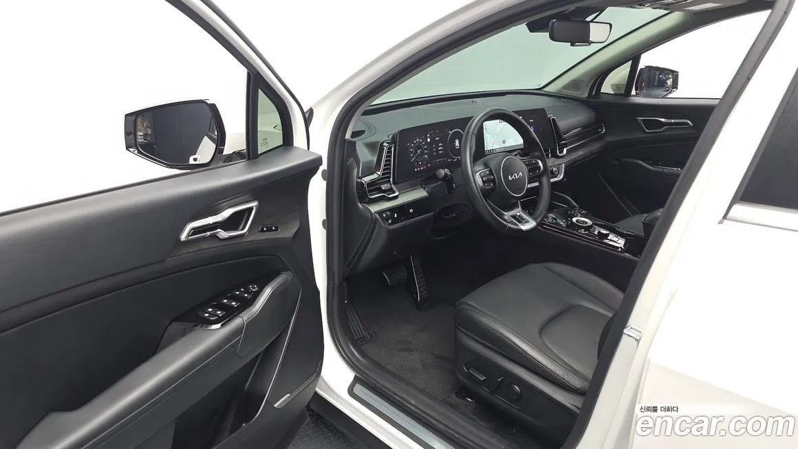 Kia Sportage — фото 8