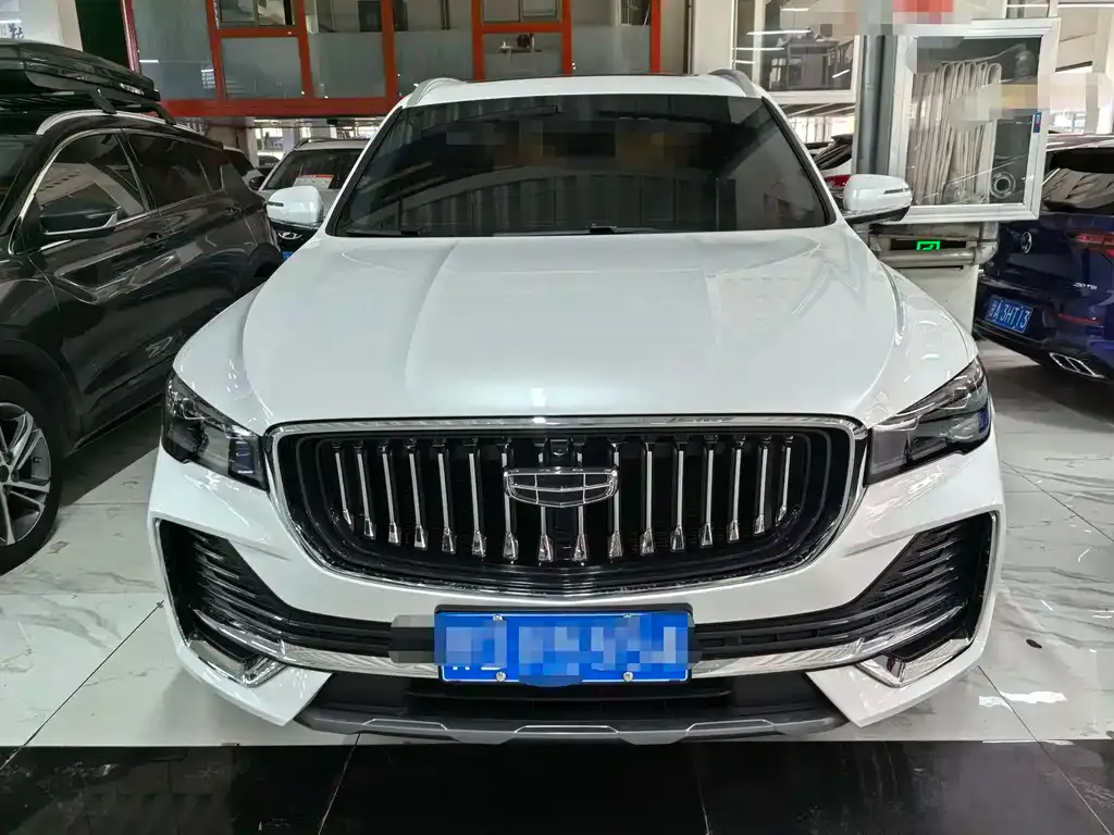Geely Xingyue L — фото 3