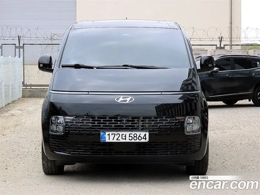 Hyundai Staria — фото 3