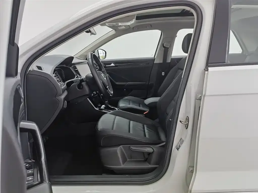 Volkswagen T-Roc 2021 из CN, фото 7