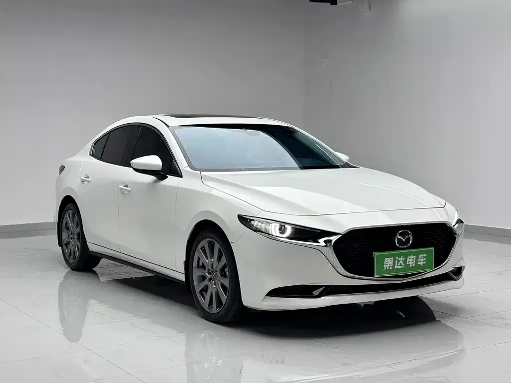 Mazda 3 Axela 2023 из CN, фото 5