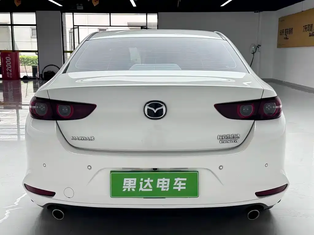 Mazda 3 Axela 2023 из CN, фото 3