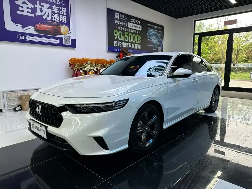 Honda Inspire — фото 1