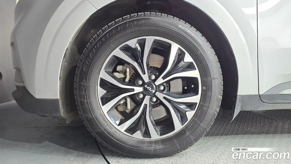 Kia Carnival 2022 из KR, фото 5