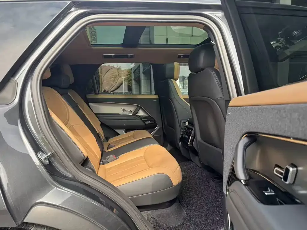 Land Rover Sport 2023 из CN, фото 7