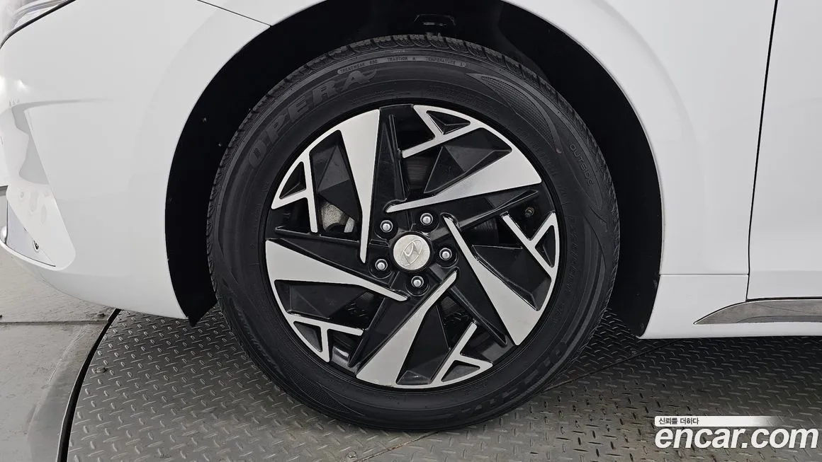 Hyundai Grandeur 2023 из KR, фото 5