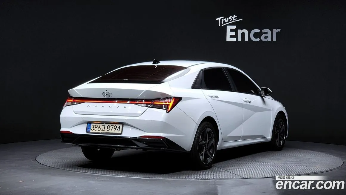 Hyundai AVANTE — фото 4