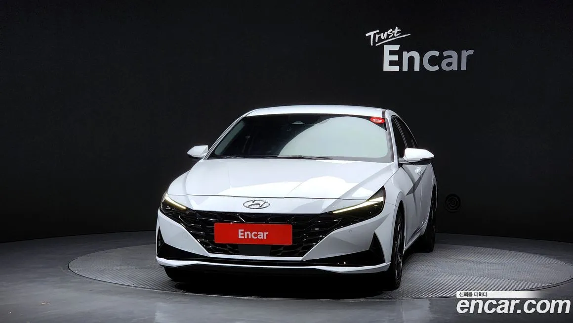 Hyundai AVANTE — фото 3