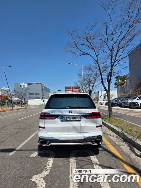 BMW X7 2025 из KR, фото 10